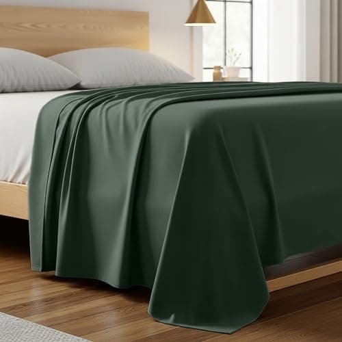 Mellanni California King Size Flat Sheet - Iconic Collection Bedding - Hotel Luxury, Extra Soft, Cooling - Wrinkle, Fade, Stain Resistant - 1 Flat Sheet Only (Cal King, Emerald Green) - Image 1