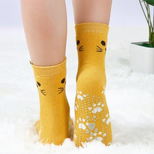 Non Slip Socks for Women with Grips Thermal Winter Warm Thick Cozy Cabin Crew Comfy Anti Skid Slipper Socks Gifts for Women - Thumbnail 2