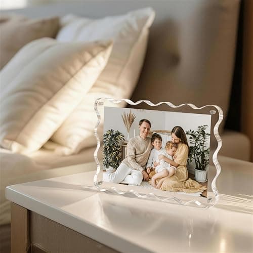 eletecpro 4x6 Clear Acrylic Picture Frame Set of 5, Double-sided Frameless Magnetic Frames Display Floating Photo Effect, Standless and Curved Wave Design, Scalloped Rim Modern Decor, Transparent - Thumbnail 6