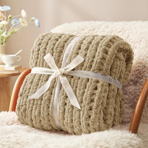 Amélie Home Chunky Knit Throw Blanket for Couch, Soft Chenille Crochet Blanket for Children, 40"x50", Beige - Image 1