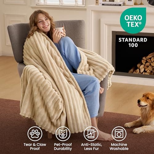 Joiedomi Brown Throw Blanket for Couch, Soft & Warm Brown Fleece Blankets Gifts for Women Mom, Cozy Cute Soft Throw 50x60 Inches - Thumbnail 3