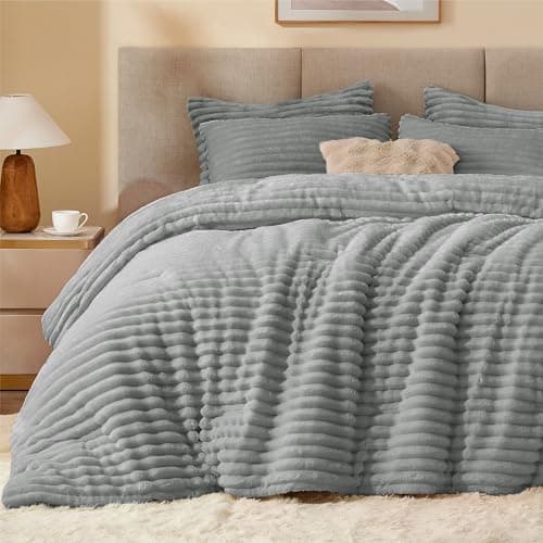 BEDELITE Fleece Oversized Queen Comforter Set -Super Soft & Warm Fluffy Light Grey Bedding, Luxury Fuzzy Heavy Bed Set for Winter with 2 Pillow Cases - Image 1