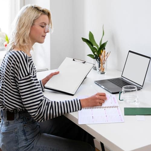 Undated Weekly Planner with Habit Tracker, 52 Weeks To Do List Notebook A5 Weekly Goal Planner with Spiral Binding & Stickers Home Work School Supplies for Women Girls 8.2" x 5.7" - Pink - Thumbnail 5