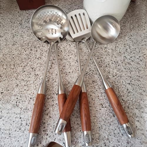IQCWOOD 5 Pcs Cooking Utensils Set with Rose Wooden Handles, Includes Soup Ladle, Slotted Spoon, Wok Spatula, Slotted Spatula & Spaghetti Server, Dishwasher Safe, Ideal Gift for Women - Thumbnail 2